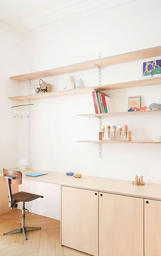 création d'un bureau sur mesure dans une maison de maître dans le centre de Liège